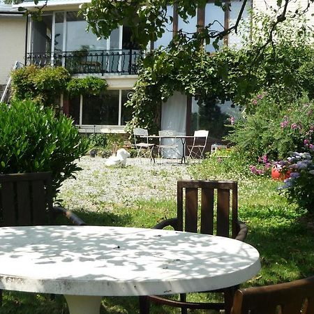 Dinant La Bergeronnette Avec La Chaleur Du Feu De Bois Et Le Jardin Villa Ngoại thất bức ảnh