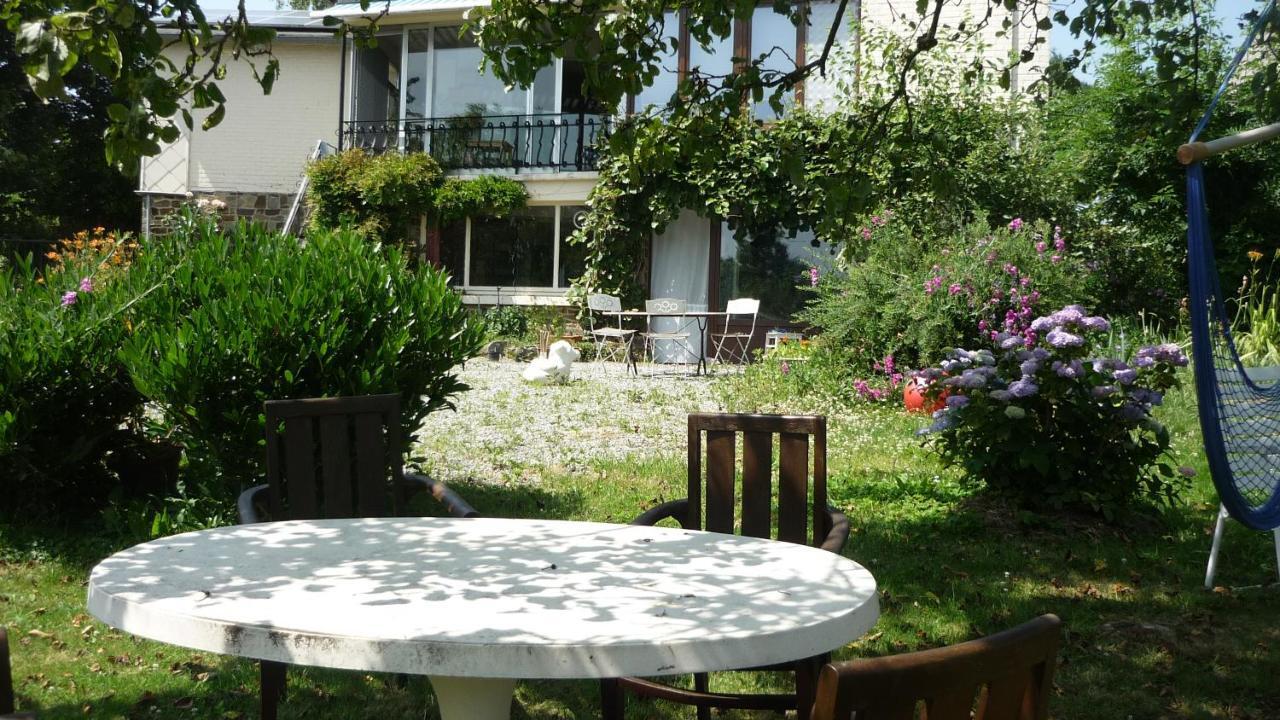 Dinant La Bergeronnette Avec La Chaleur Du Feu De Bois Et Le Jardin Villa Ngoại thất bức ảnh